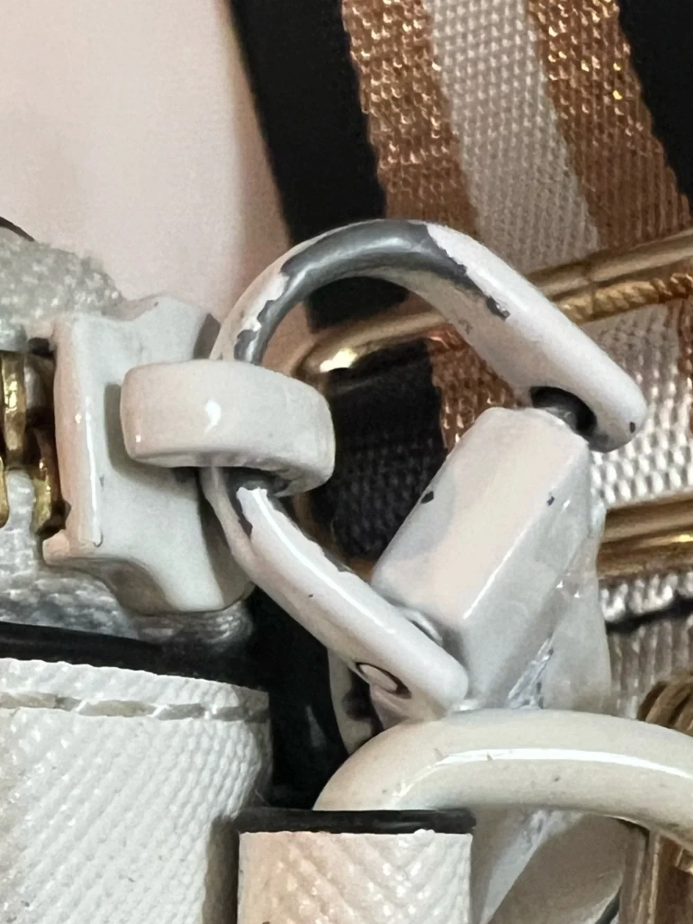 Marc Jacobs The Snapshot White Crossbody‎ Bag Wide Strap